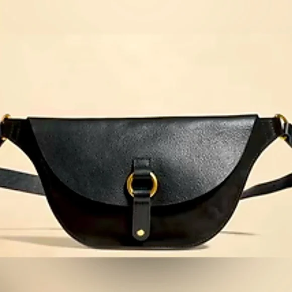 Banana Republic Black crossbody belt bag - Picture 2 of 11